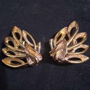 Vintage Art Earrings